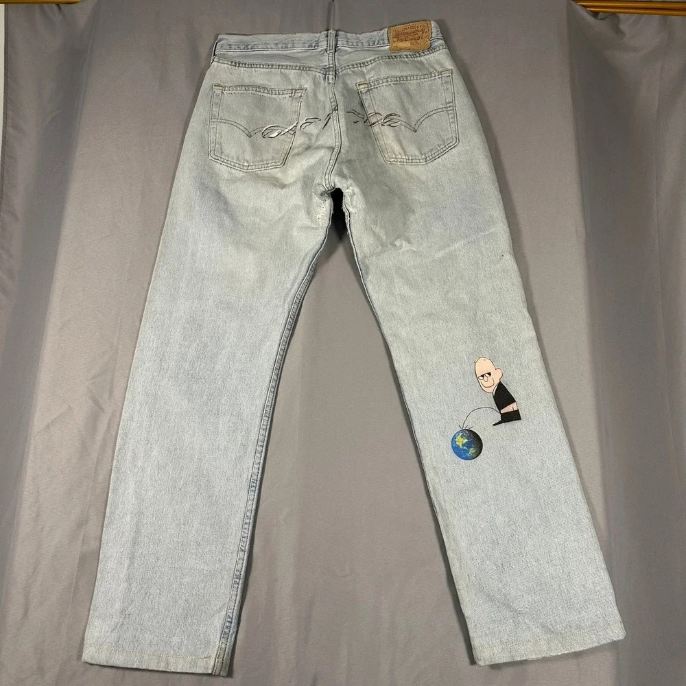 Levis light wash